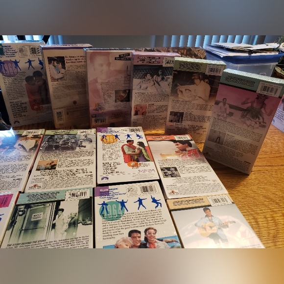 Elvis Presley NEW 14 VHS MOVIES - Picture 4 of 13